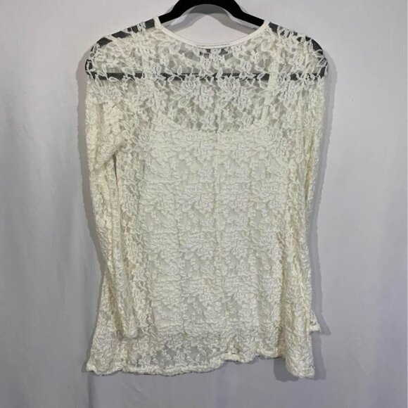Woman’s Lace Long Sleeve. Built In Camisole. Lots Of Stretch. Candy Couture - Picture 7 of 7